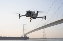 DJI Dron DJI Matrice 4T z ubezpieczeniem DJI Care Plus - Klasa C2