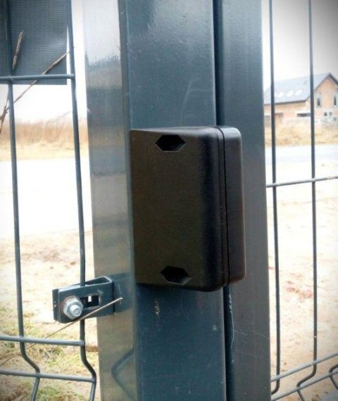 PRESBET GENIUS VEGA - podstawy montażowe (kątowe) fotokomórek (komplet - 2szt.)