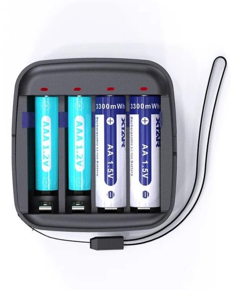 XTAR Ładowarka do akumulatorów cylindrycznych Li-ion 1,5V / Ni-MH AA / AAA Xtar BC4
