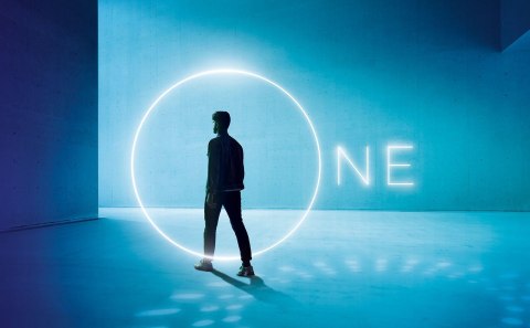 GIRA Zestaw podstawowy GIRA ONE żaluzje i rolety + oświetlenie (6 pomieszczeń)