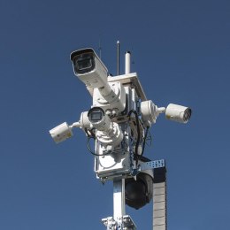 CAMSAT Mobilna wieża do zdalnego wideomonitoringu CCTV iCAM-TOWER AI 5MQ3