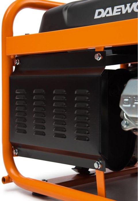 DAEWOO POWER PRODUCTS ZESTAW AGREGAT PRĄDOTWÓRCZY DAEWOO GDA 3500E 3.2kW + GENERATOR OIL SAE 10W-30 DWO 600